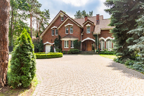 Best Professional Driveway Pavers  in Ontonagon, MI